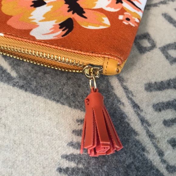 Rachel Pally, reversible clutch. - Picture 3 of 7